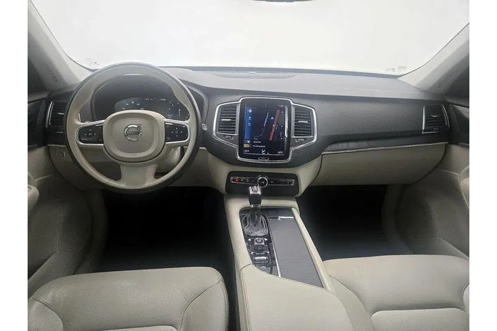 $26998 : Volvo XC90 2020 T5 Momentum image 9