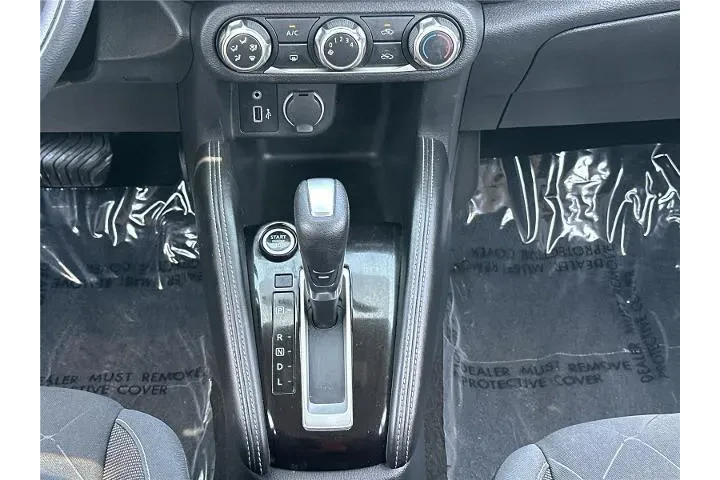 $12868 : Nissan Kicks 2019 S 4dr Cros image 4