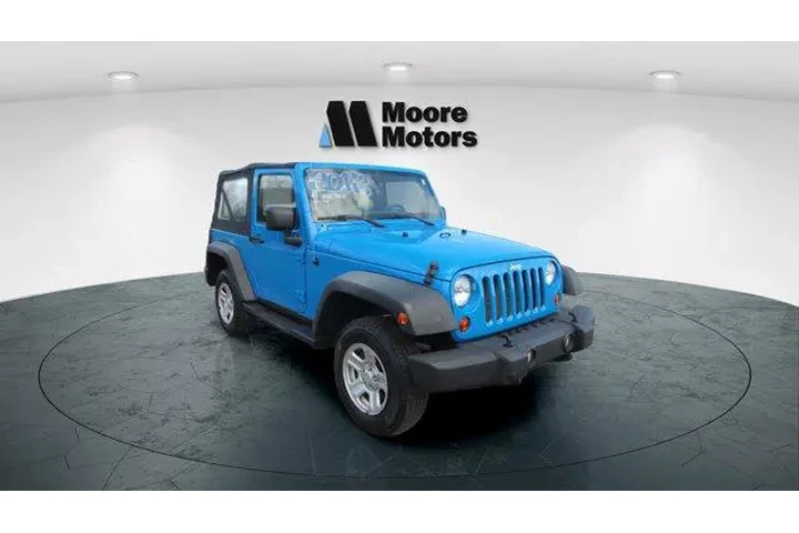 $8995 : Jeep Wrangler 2012 4x4 Sport image 1