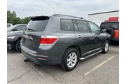$14995 : Toyota Highlander 2013 SE 4d thumbnail