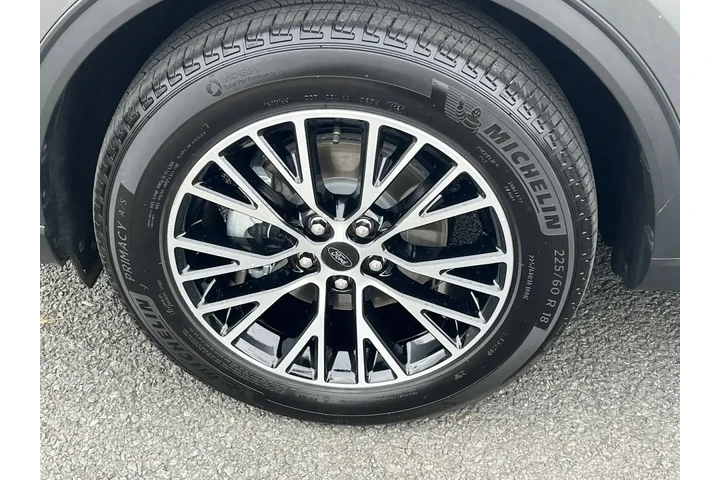 $27500 : Ford Escape Plug-In Hybrid 2 image 9