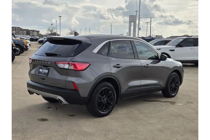 $19495 : Ford Escape 2022 SE 4dr SUV image 5