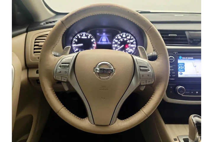 $13998 : Nissan Altima 2016 3.5 SL 4d image 10