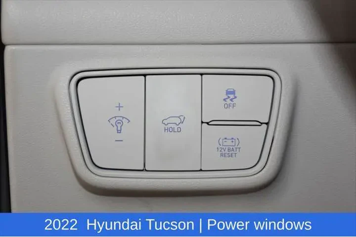 $21750 : Hyundai TUCSON Hybrid 2022 A image 9