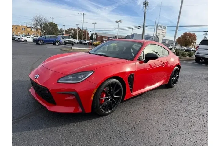 $29540 : Toyota GR86 2024 Premium 2dr image 4