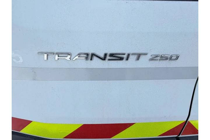 $20998 : 2017 Transit image 8