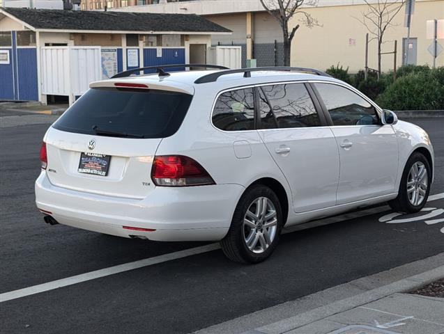 $9988 : 2012 Jetta SportWagen TDI image 6