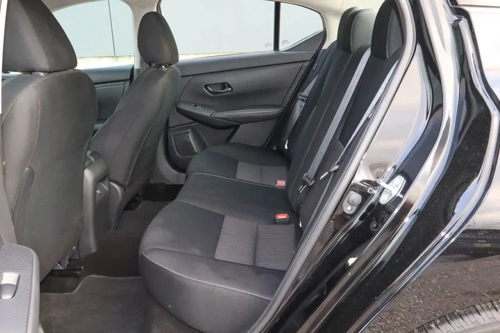 $18488 : 2024 Sentra SV CVT image 8