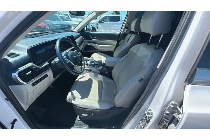 $33950 : Kia Telluride 2023 SX 4dr SU image 3