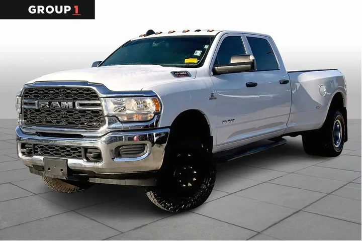 $37825 : Ram 3500 2020 4x4 Tradesman image 1