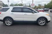 $4500 : 2011 Explorer XLT thumbnail