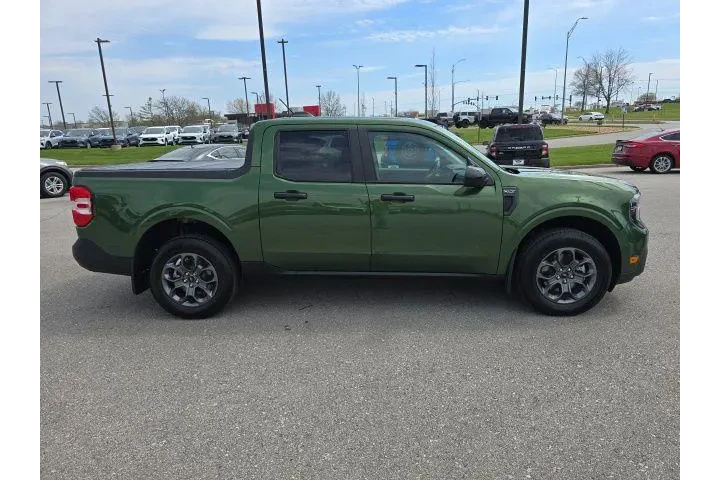 $33000 : Ford Maverick 2025 AWD XLT 4 image 6