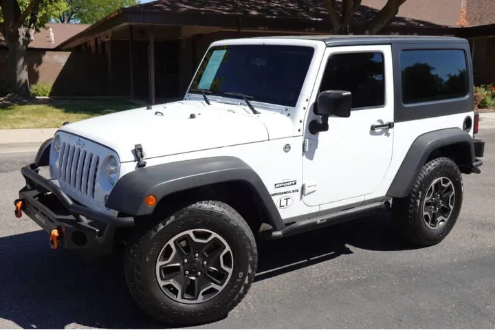 $16995 : 2014 Wrangler Sport image 2