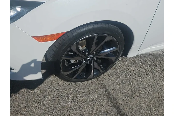 $20500 : Honda Civic 2019 Sport 4dr S image 3