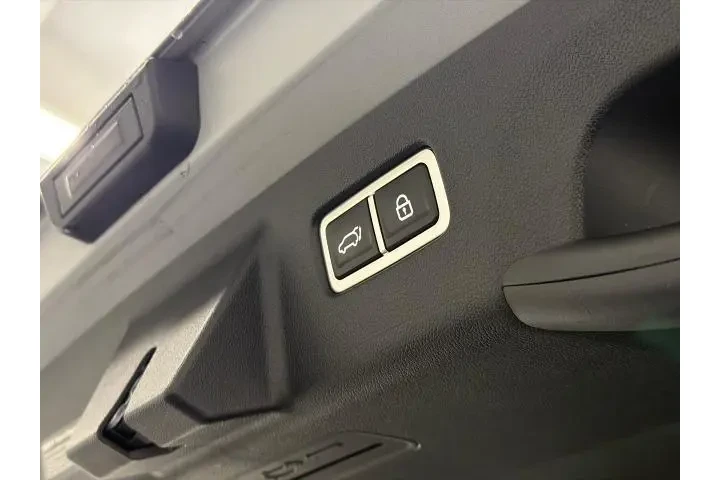 $29500 : Kia Sorento 2023 AWD SX 4dr image 9