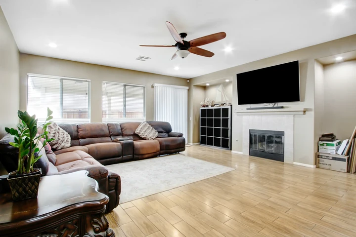 $650000 : CASA DE VENTA EN MOVAL image 4