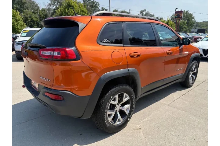 $8950 : 2015 Cherokee Trailhawk image 5