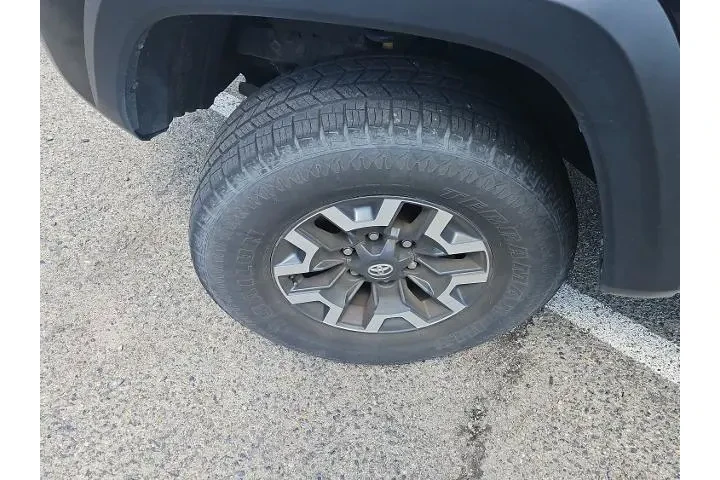$35000 : Toyota Tacoma 2018 4x4 TRD P image 3
