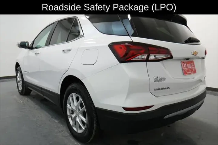 $17900 : Chevrolet Equinox 2022 4x4 L image 6