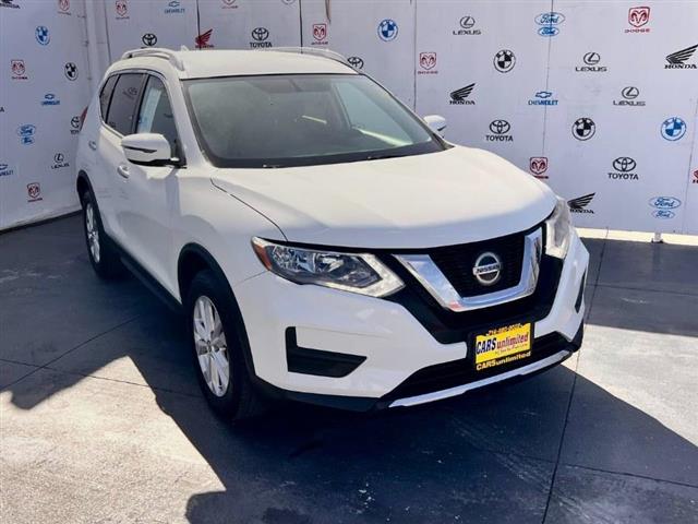 $13995 : Used 2018 Rogue FWD SV for sa image 1