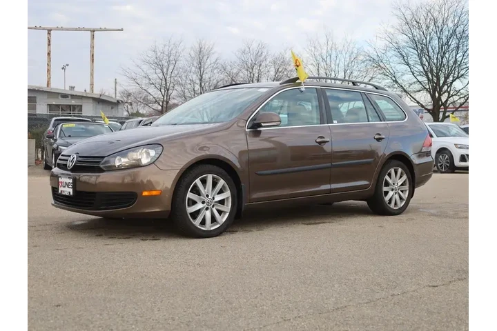 $8877 : Volkswagen Jetta 2013 SportW image 3