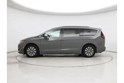 $25998 : Chrysler Pacifica Hybrid 202 thumbnail