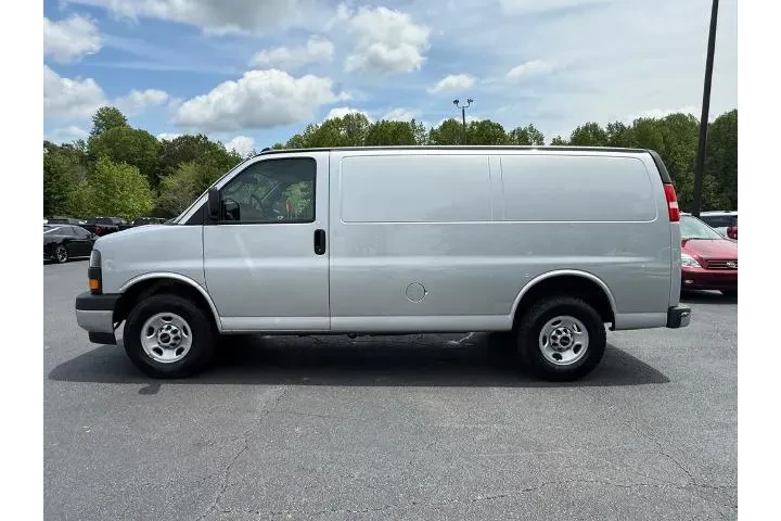 $22875 : GMC Savana 2023 2500 3dr Car image 7
