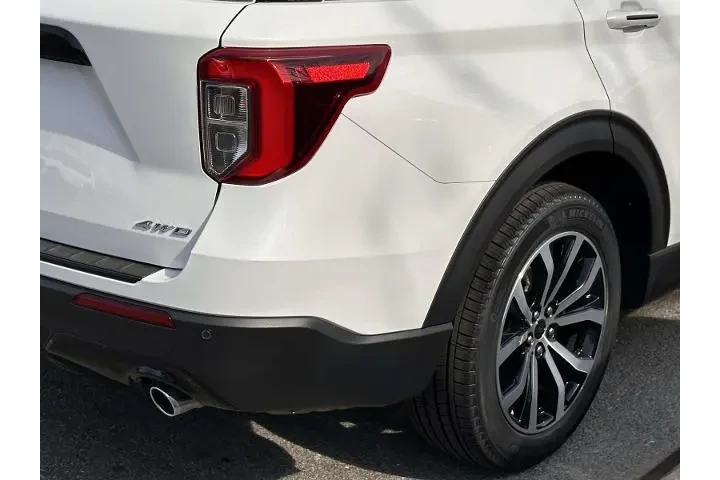 $33990 : Ford Explorer 2022 AWD ST-Li image 10