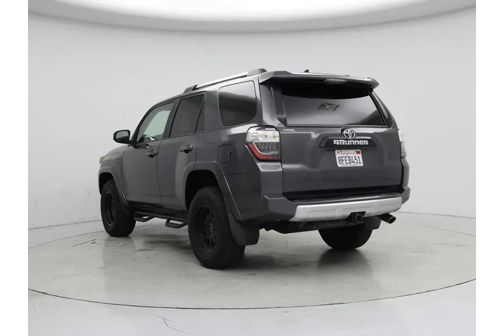 $30998 : Toyota 4Runner 2018 AWD Limi image 2