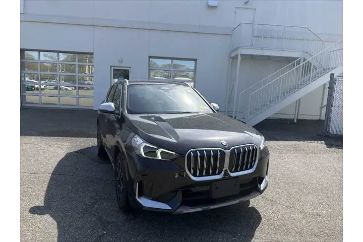 $33943 : BMW X1 2023 AWD xDrive28i 4d image 6