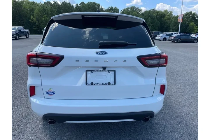 $19291 : Ford Escape 2023 ST-Line 4dr image 8