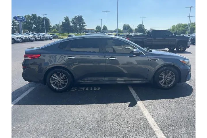 $10728 : Kia Optima 2020 LX 4dr Sedan image 6