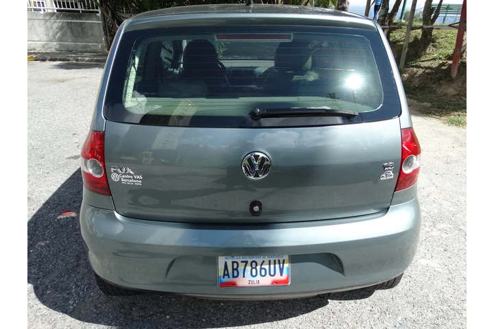$6500 : Volkswagen Fox 2009 Sincrónico image 5