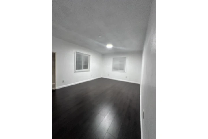 $2650 : Rento casa image 2