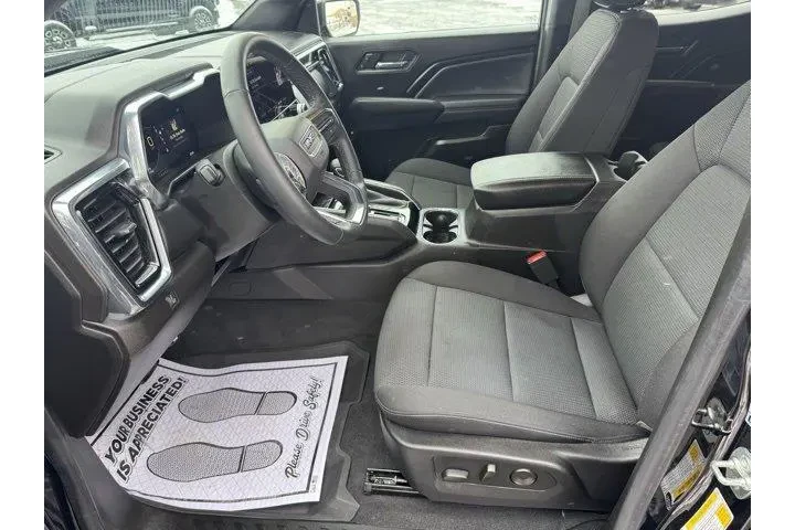 $35000 : GMC Canyon 2024 4x2 Elevatio image 7