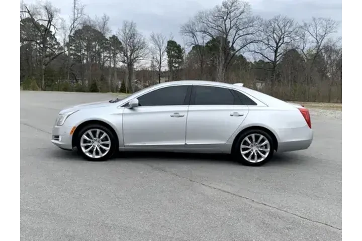 2017 XTS LUXURY image 5