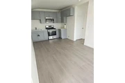 $850 : Ready home for rent in Anaheim thumbnail