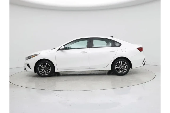 $18998 : Kia Forte 2024 LXS 4dr Sedan image 3