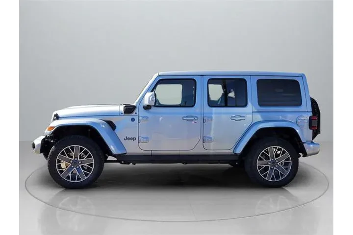 $39995 : Jeep Wrangler 2024 4x4 High image 4