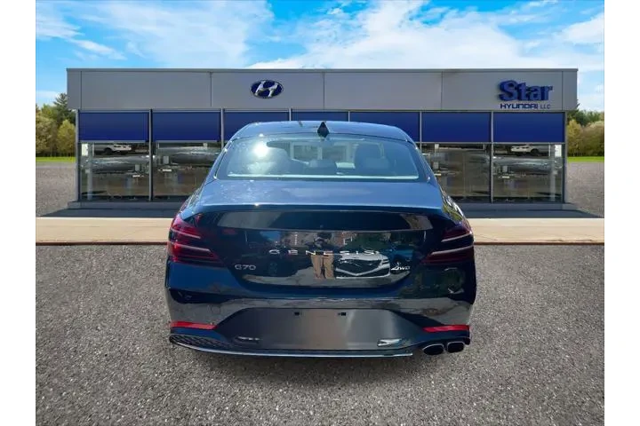 $30495 : Genesis G70 2022 AWD 2.0T 4d image 5