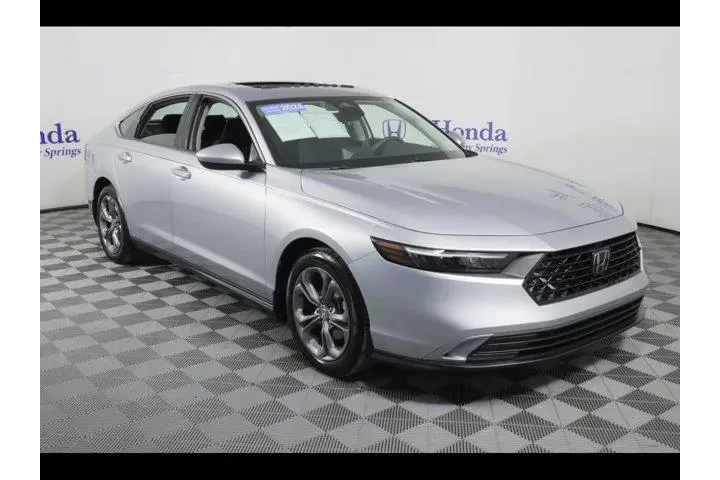 $27875 : Honda Accord 2024 EX 4dr Sed image 1
