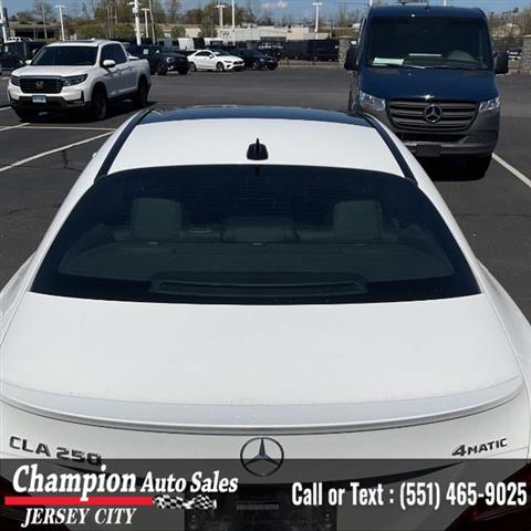 Used 2018 CLA CLA 250 4MATIC image 9