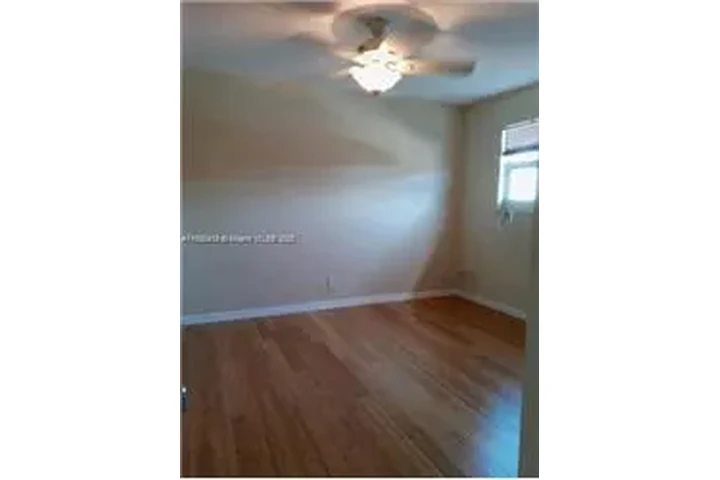 $1500 : Rental property with 1 bedro image 10