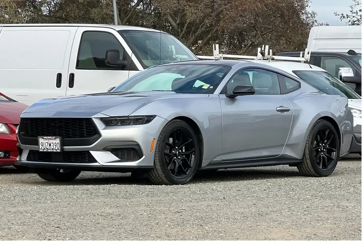 $33205 : Ford Mustang 2025 EcoBoost 2 image 8