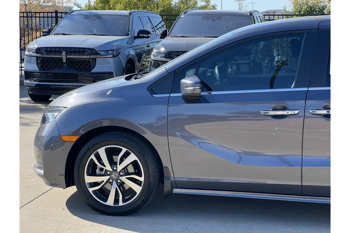 $37794 : Honda Odyssey 2024 Touring 4 image 5