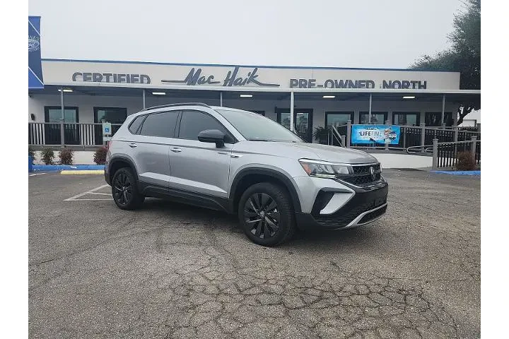 $22995 : Volkswagen Taos 2024 S 4dr S image 1