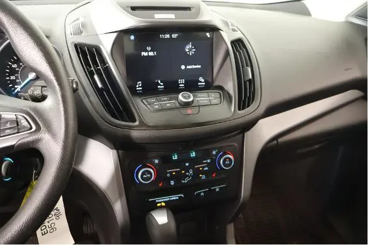 $10143 : Ford Escape 2017 SE 4dr SUV image 5