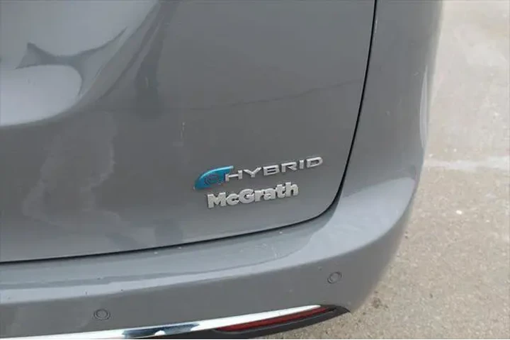 $24995 : Chrysler Pacifica Hybrid 202 image 7