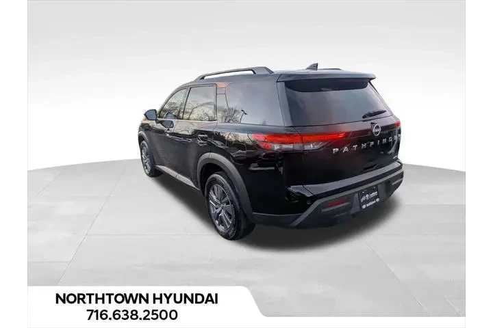 $32700 : Nissan Pathfinder 2025 AWD S image 10
