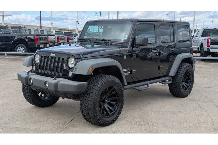 $20495 : Jeep Wrangler JK Unlimited 2 image 7